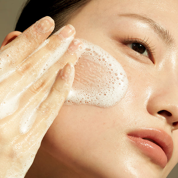 [Dear, Klairs] Gentle Black Facial Cleanser 140ml