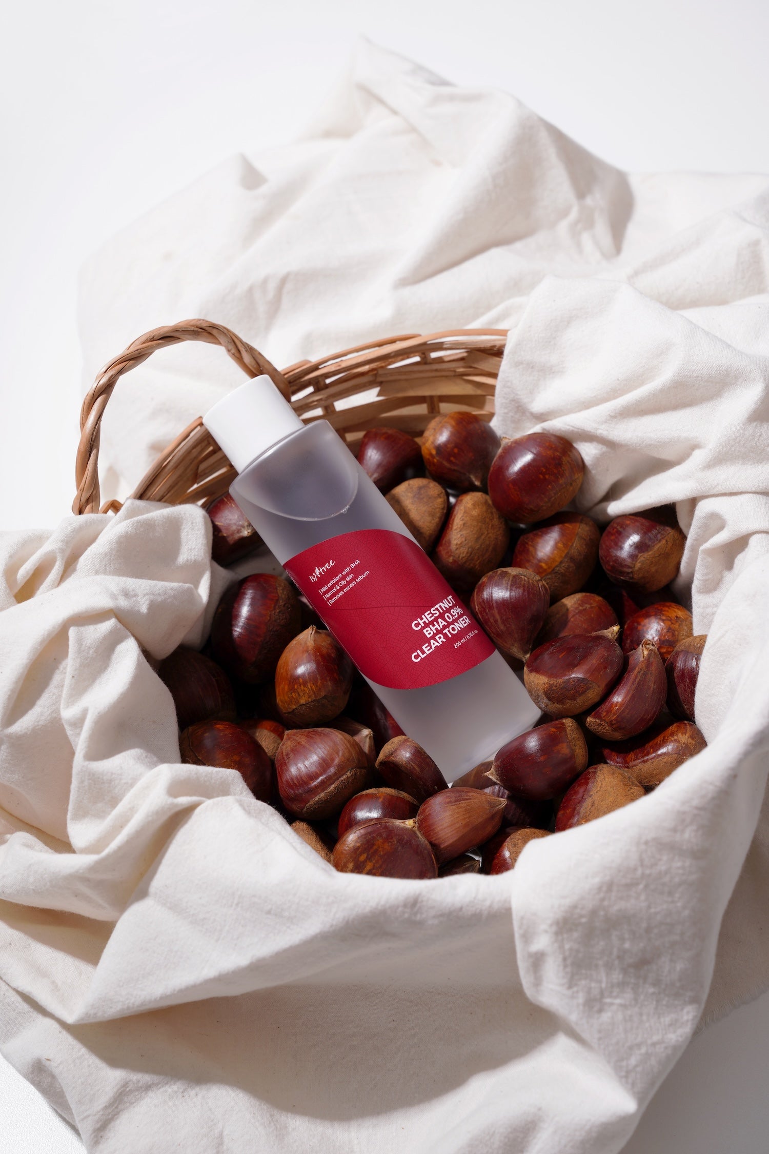 [Isntree] Chestnut BHA 0.9% Clear Toner 200ml