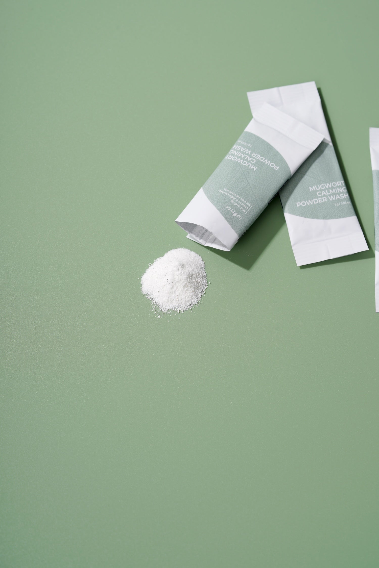 [ISNTREE] Mugwort Calming Powder Wash 1g*25ea